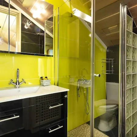 Apartment Celestia House *